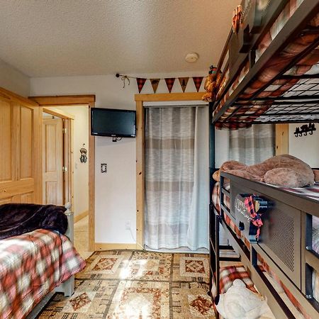 Вілла Lazy Bear Retreat Mevers Екстер'єр фото